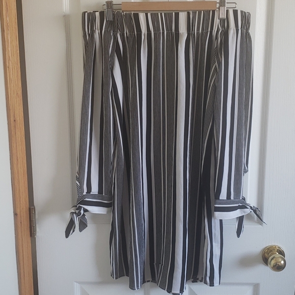 Striped off-the-shoulder dress